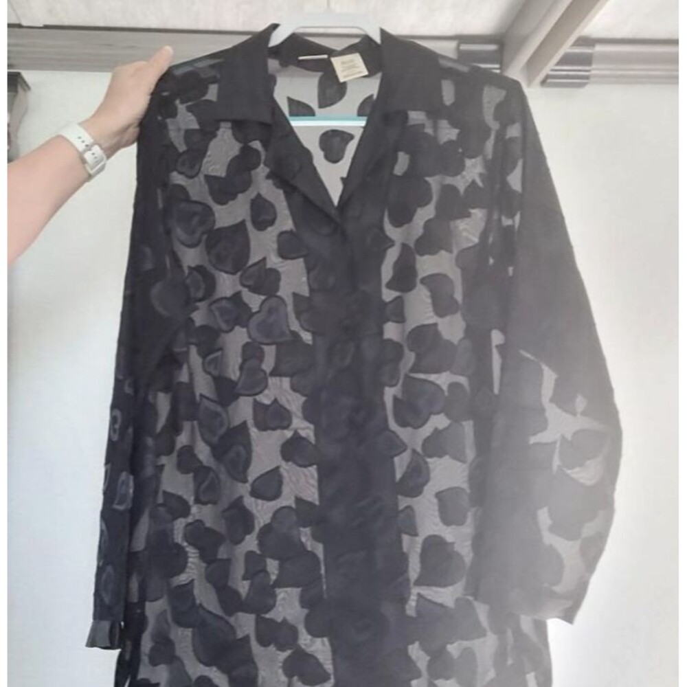 Sophia By Delicates Black Sheer Heart Print Top Sz M Long Sleeve Dark Romantic